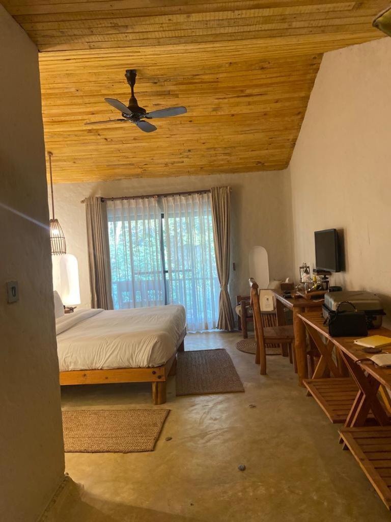 Barahi Jungle 5* Meghauli