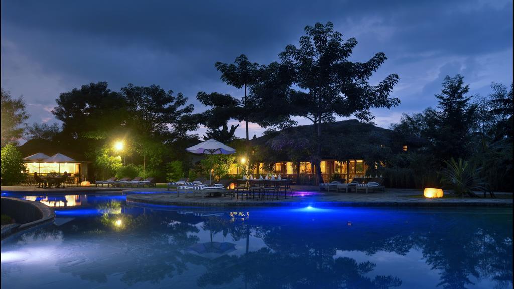 Resort Barahi Jungle Meghauli