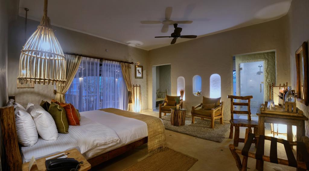 Resort Barahi Jungle Meghauli