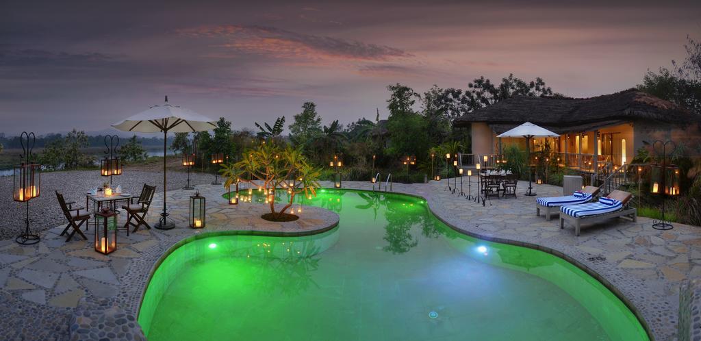 Resort Barahi Jungle