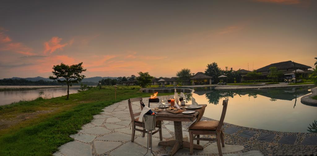 Barahi Jungle Resort