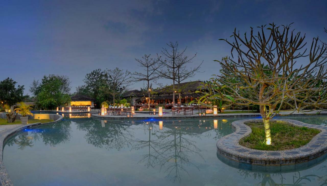 Resort Barahi Jungle 5*